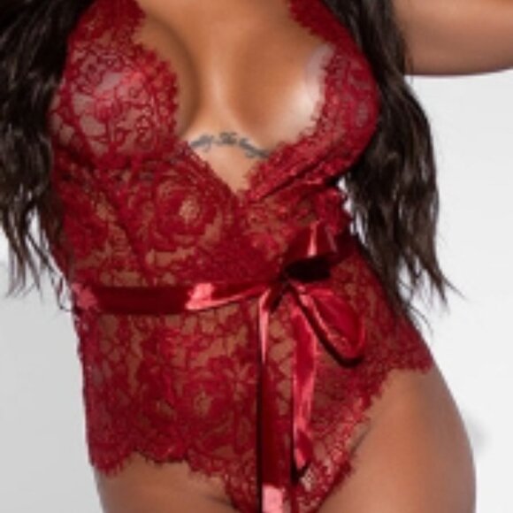 Eyelash Halter Teddy - Picture 1 of 4